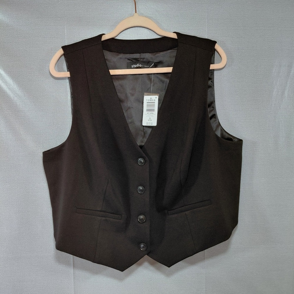 Studio by Torrid Short Tailored Ponte Vest Women's 2X 18/20 Black Button Front